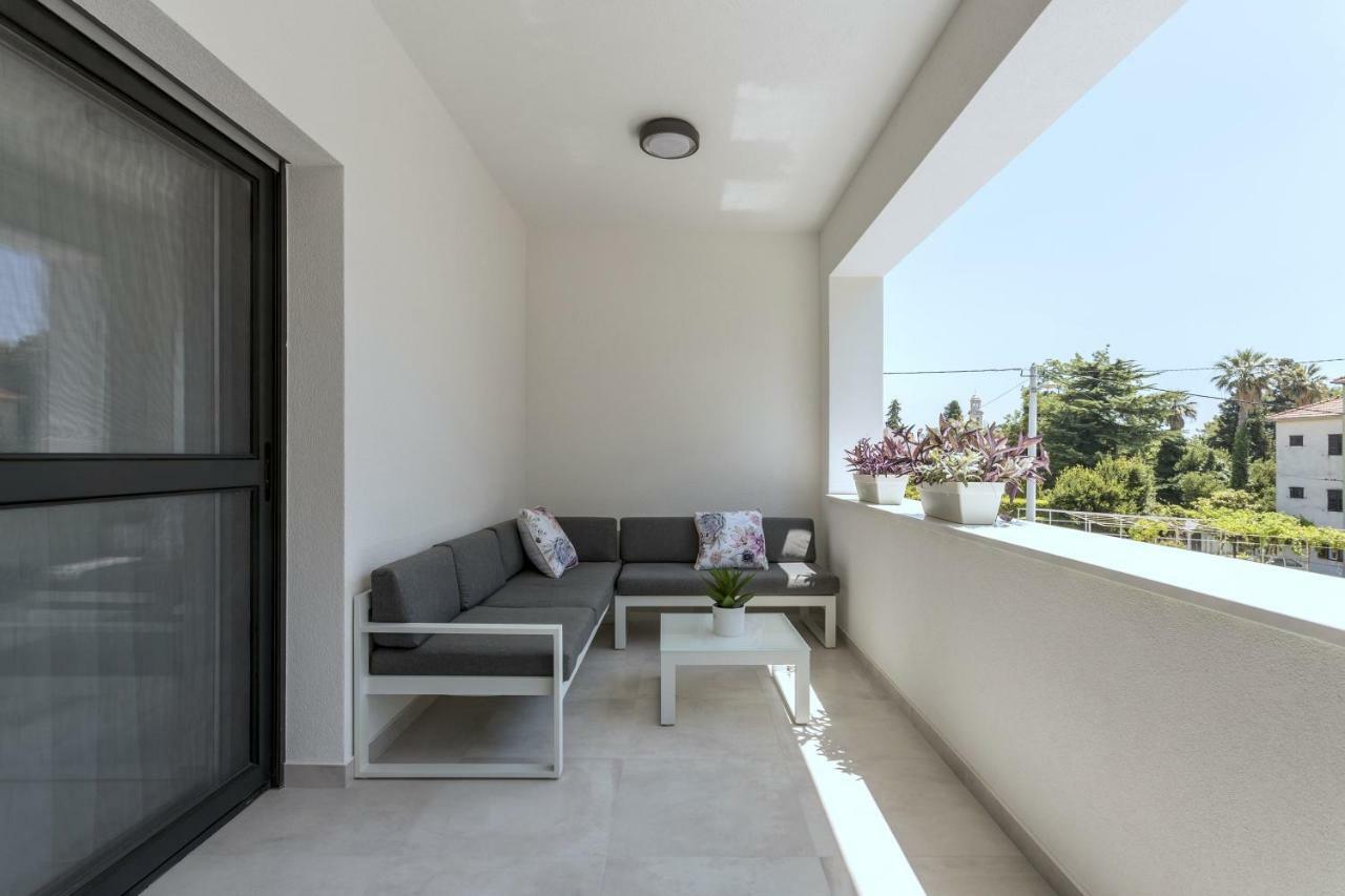 Villa Ema Kastela With Private Heated Pool エクステリア 写真